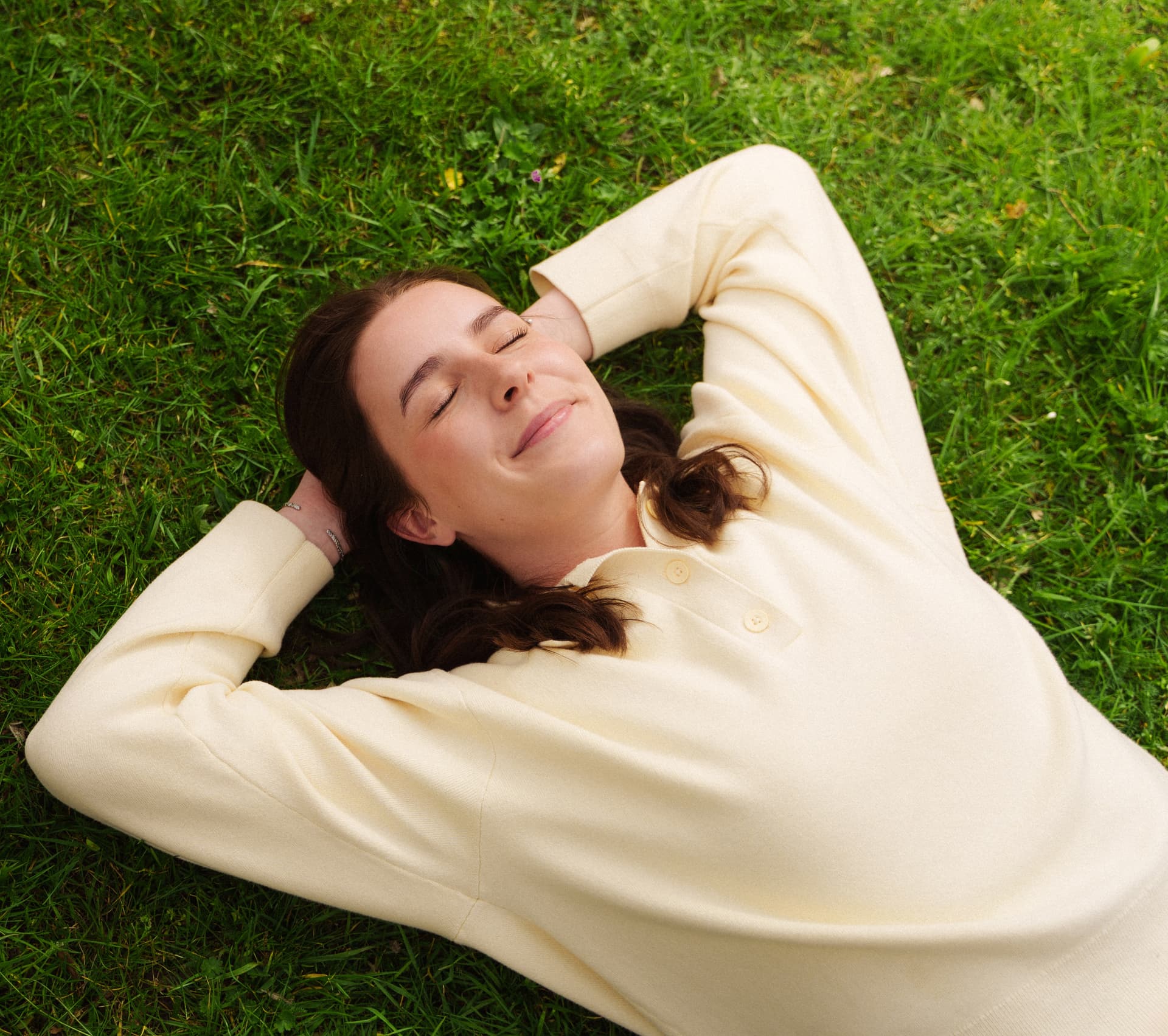 Hooikoorts: ontspannen in het gras